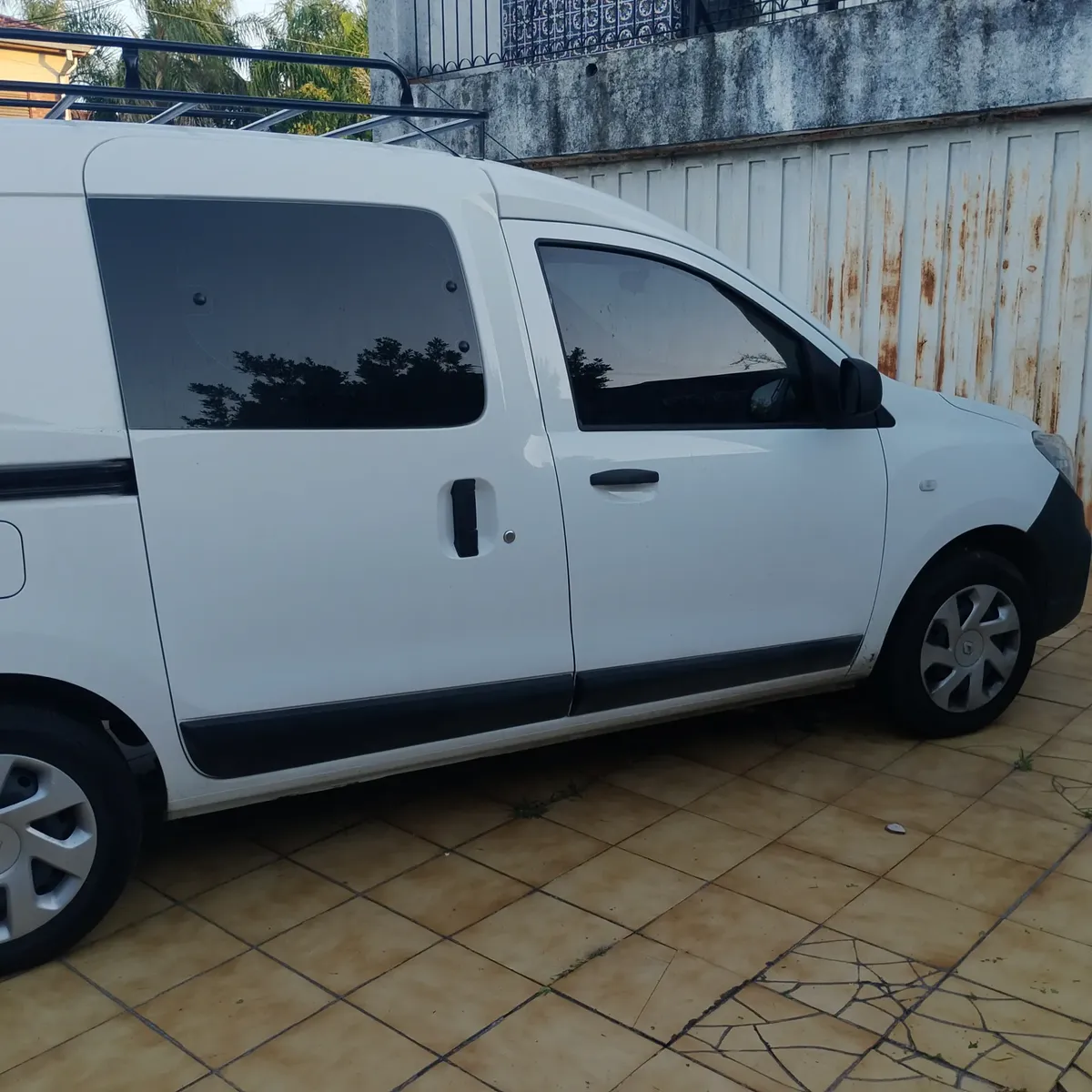 Renault Kangoo465810818178764804
