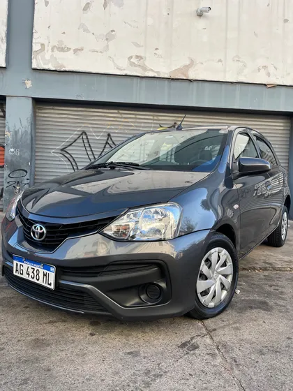 Toyota Etios 1.5 X 6mt