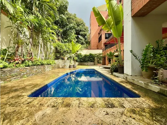 Se Vende Apto Pb 613m² 4h+2s/4b+1s/5p Los Palos Grandes