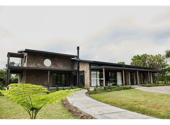 Casa Para La Venta En Llano Grande Rionegro Antioquia 