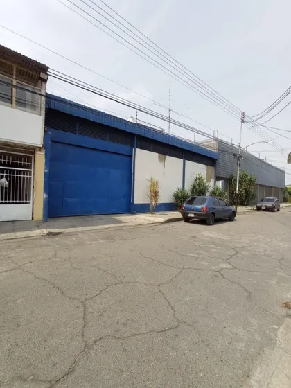 En Venta Edificio Avenida Aragua, San Miguel