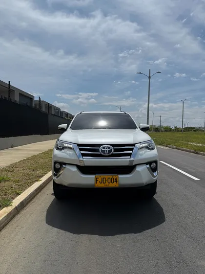 Toyota Fortuner 2.7l