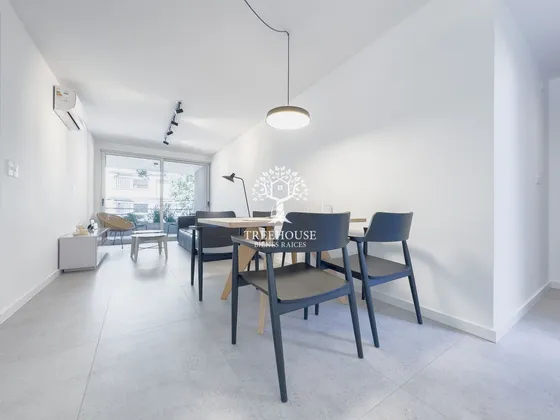 Venta De Apartamento 2 Dormitorios + Patio Punta Carretas (ref: Tbr-4019)