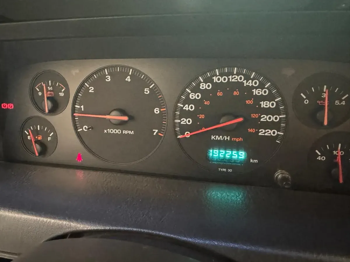 Jeep Cherokee 4.0 Classic553133431902054402