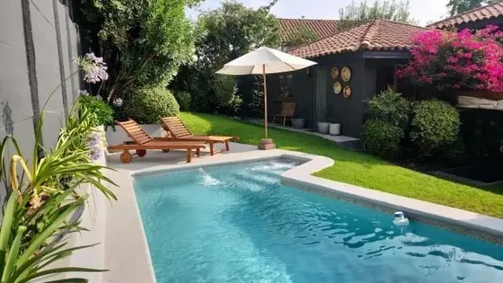 Casa En Venta De 3 Dorm. En Las Condes