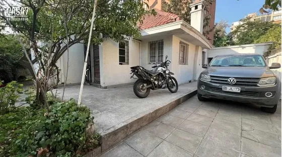 Casa En Venta De 3 Dorm. En Providencia