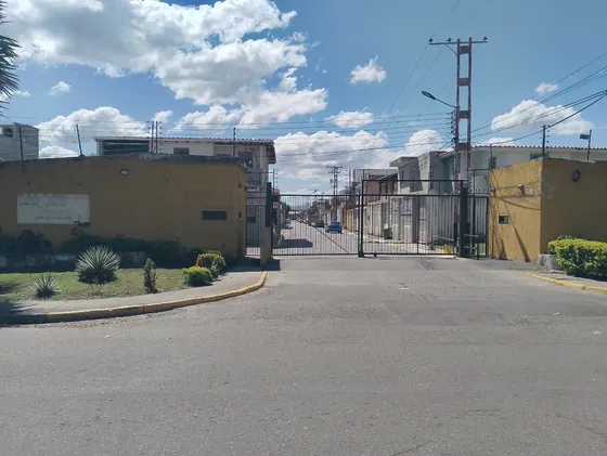 Habitación En Alquiler Maracay La Morita Conjunto Cerrado Villa Ingenio Ii Detrás Del Cc Coche Aragua 