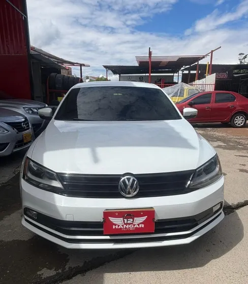 Volkswagen Jetta 2.0 Trendline