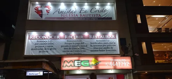 Venta Local Comercial, Con Vitrina Para 7 Maniquíes, O Valla Vitrina 14 Metros 2