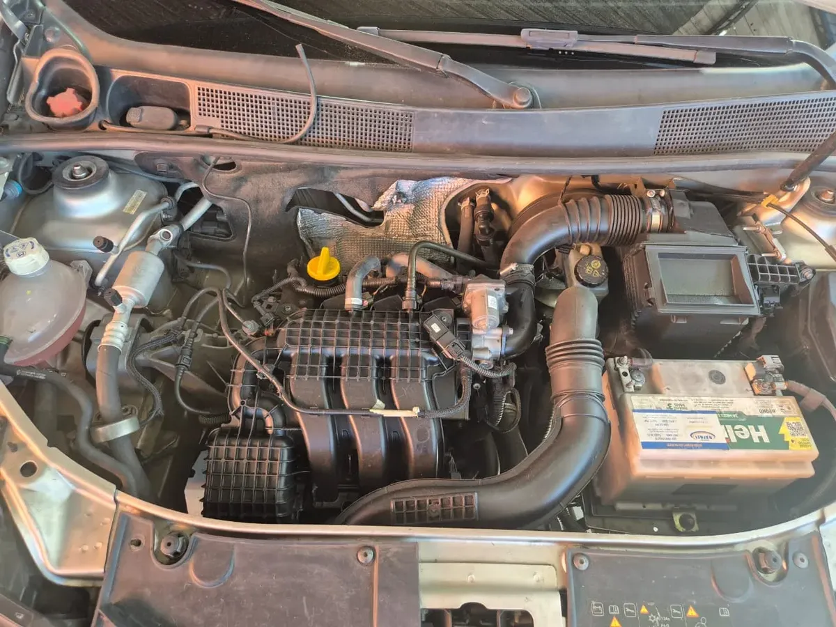 Renault Sandero 2018 1.0 12v Expression Sce 5p — foto 7