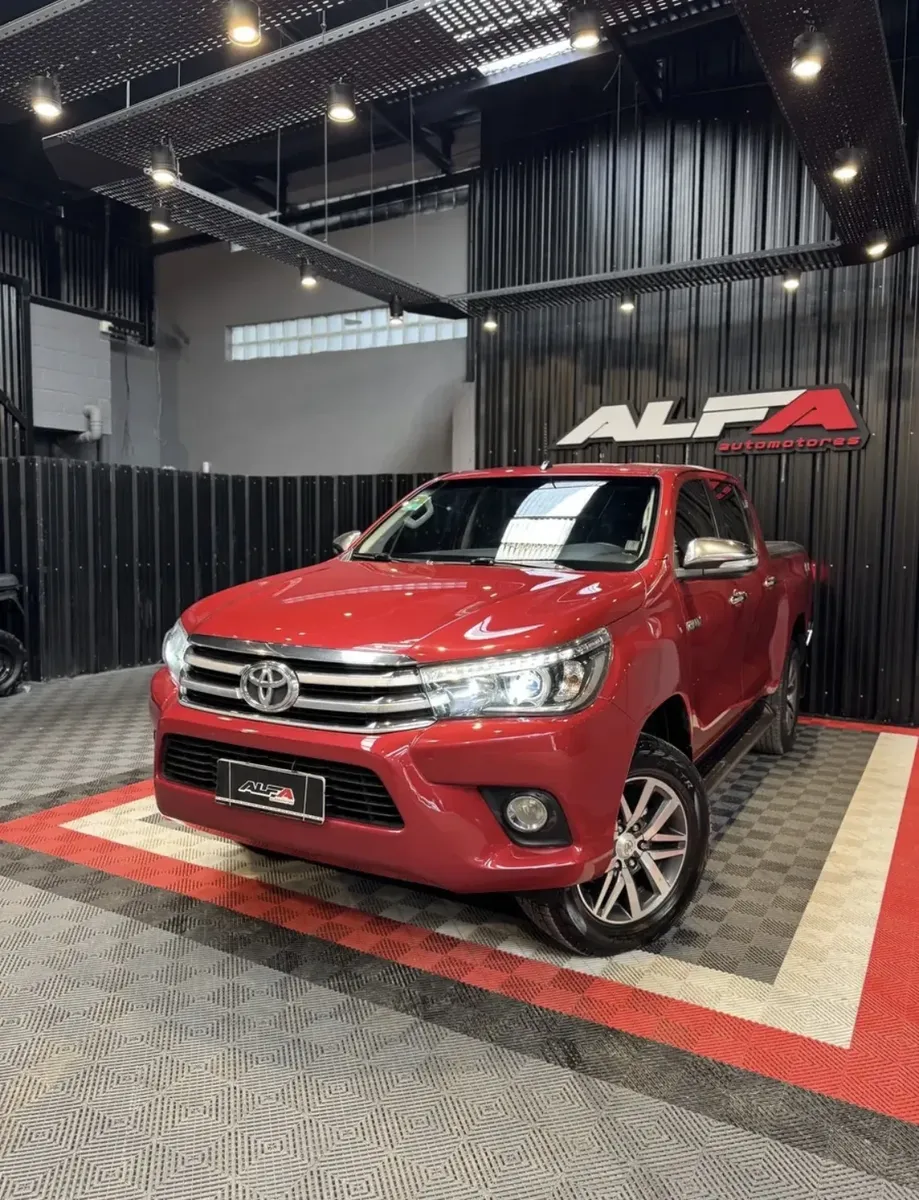 Toyota Hilux SRX