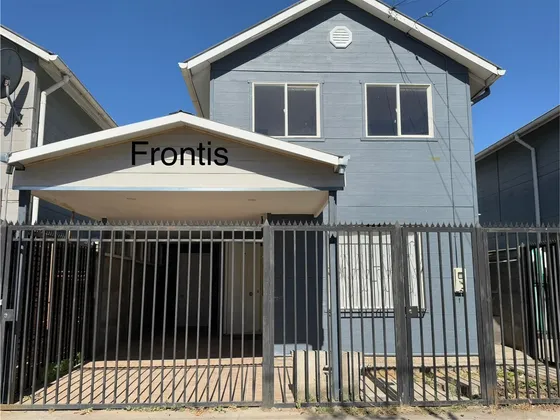Casa En Venta Villa Los Dominicos De 3 Dorm. En Chillán