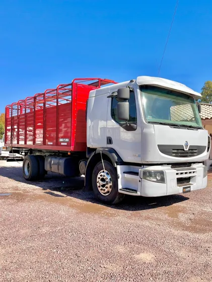 Renault Premium 320 Dxi Año 2013 Con Carroc. Vaquera Meyer