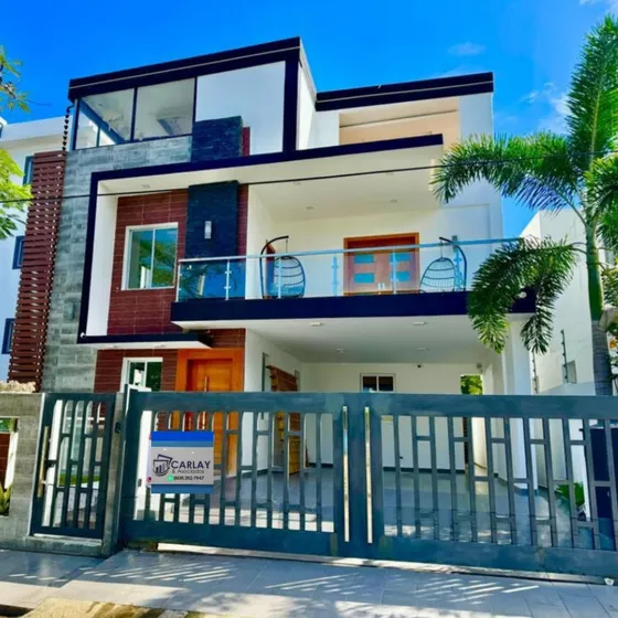 Hermosa Casa Moderna Cerro Alto
