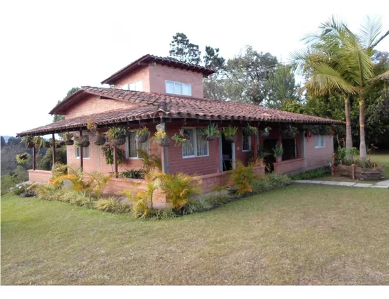 Finca En Venta Vereda Santa Barbara Rionegro 