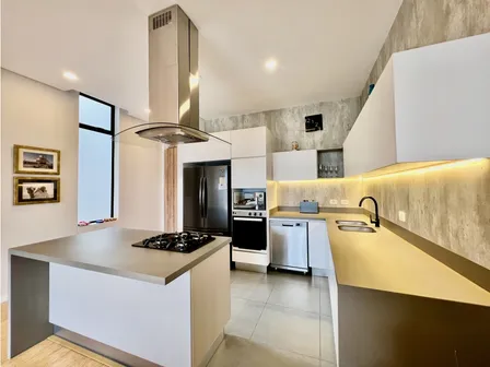 Penthouse De Lujo Con Terraza Y Vista 360° Envigado Precio Oportunidad