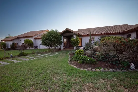 Casa En Venta De 4 Dorm Punta Piedra - Santa Adela 5000m2