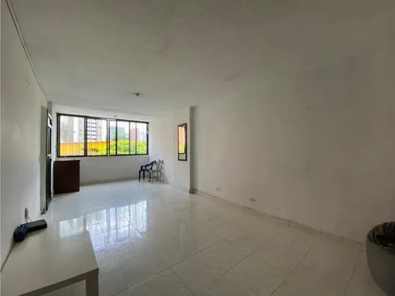 Apartamento 100 M2 Tercer Piso Cerca Primer Parque De Laureles