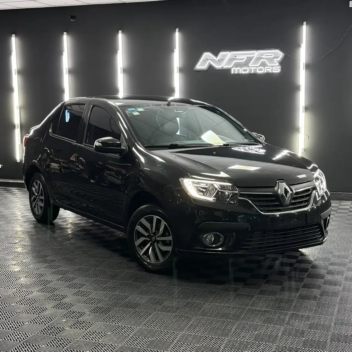 Renault Logan 1.6 16v Intense CVT