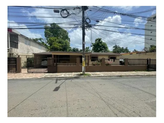 Casa Solar En Vista Hermosa De 439m2, Antecion Dealer Se Recibe Vehiculo De 600mil Pesos