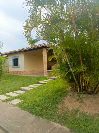 Michelle Vende Casa En Agua De Canto San Diego Lm-s /1