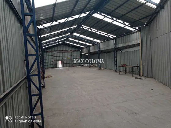¡oportunidad De Inversión O Uso Propio! Bodega Con Oficinas
