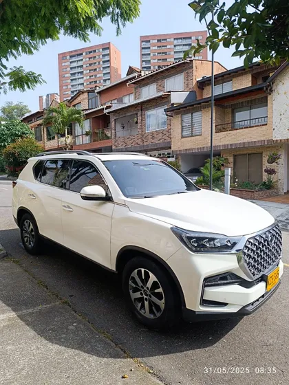 Ssangyong Rexton G4 2.2td Supreme 4wd At