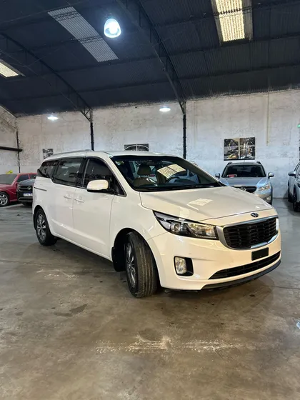 Kia Carnival 2.2 Crdi Ex Premium Avn