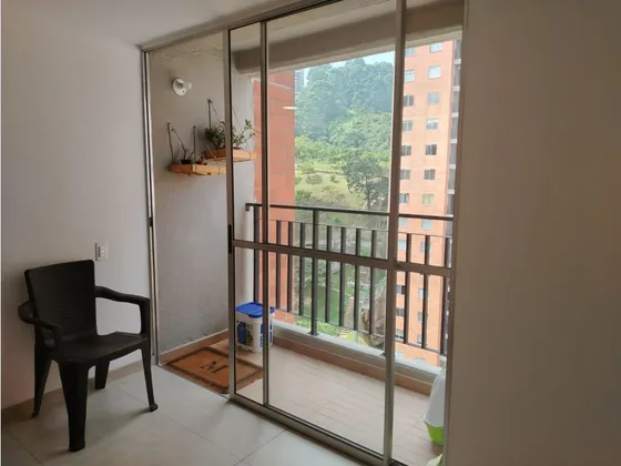 Apartamento Para La Venta En Sabaneta Sector Las Lomitas