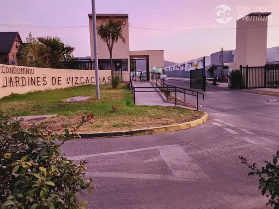 Casa En Venta De 4 Dorm. En Puente Alto