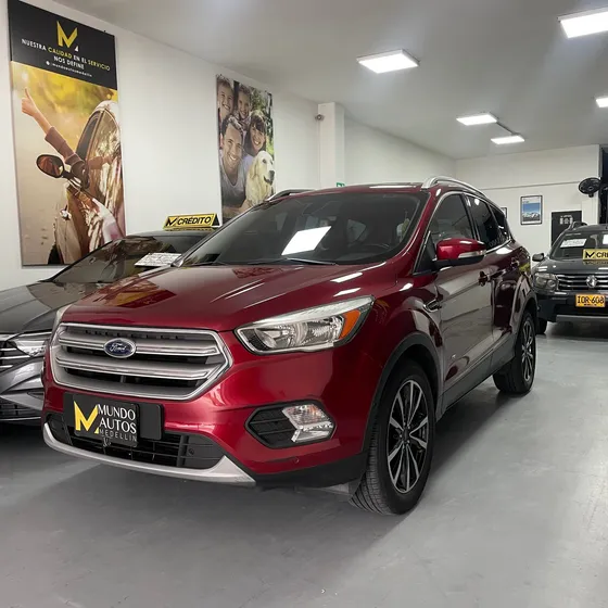 Ford Escape 2.0 Titanium 245 Hp