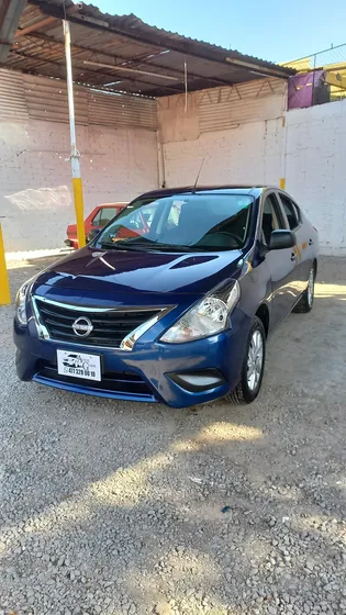 Nissan Versa 1.6 Drive Mt