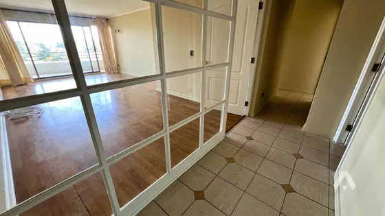 Departamento, Excelente Ubicación En Temuco (76445)