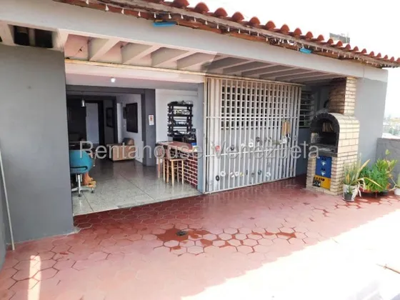 & Maria Luisa Mendoza Vende Bello Apartamento Listo Para Vivir En La Mata Cabudare Luminoso Agradable 2 5 1 9 3 5 2                                                                                     