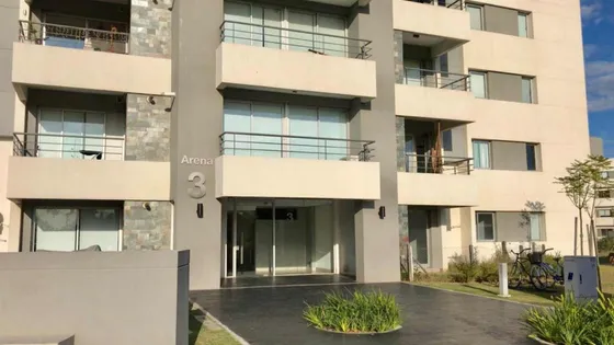 Venta O Alquiler Departamento De 2 Ambientes En Lagoon Pilar