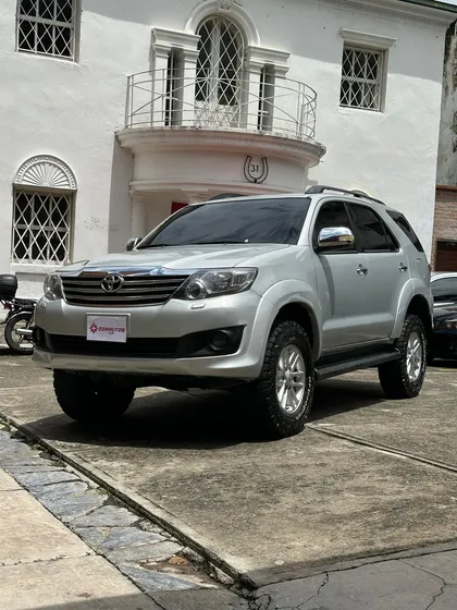 Toyota Fortuner Sr5