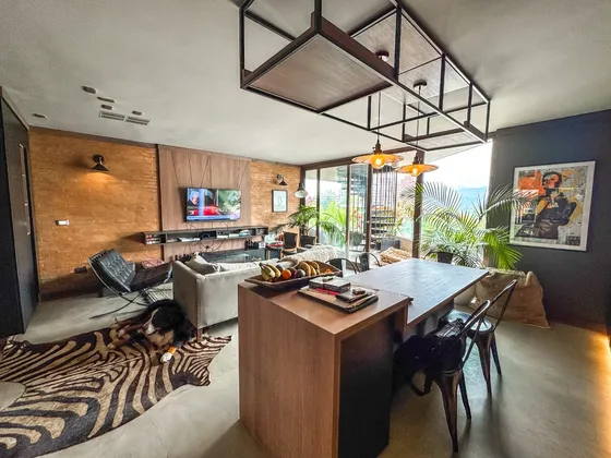 Exclusivo Penthouse Con Terraza Privada. Vitacura.