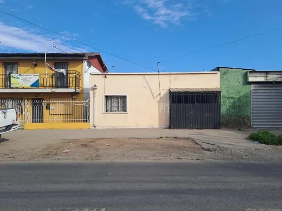 Casa 3d1b Estacionamiento En Teniente Cruz