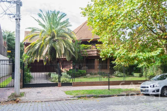 Chalet De Excelente Categoria