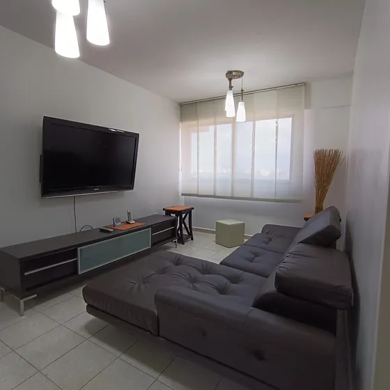 Se Alquila Apartamento En Res. Hazerot Suite, Urb. Trigal Sr