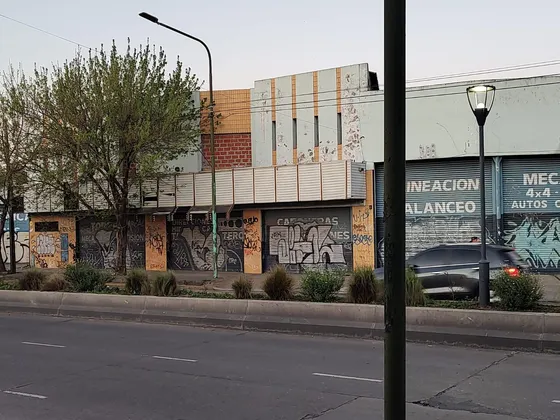 Galpón En Venta De 2200m2 Ubicado En Temperley
