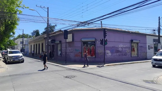 Gran Local Comercial En El Centro De Curicó