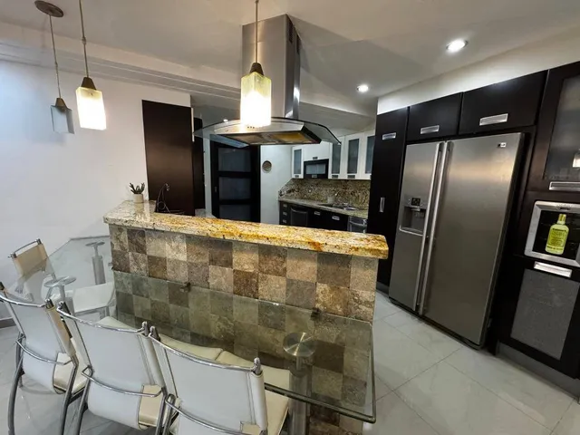 Solo Clientes En Venta Apartamento En Res. Trigal Country, Trigal Centro.