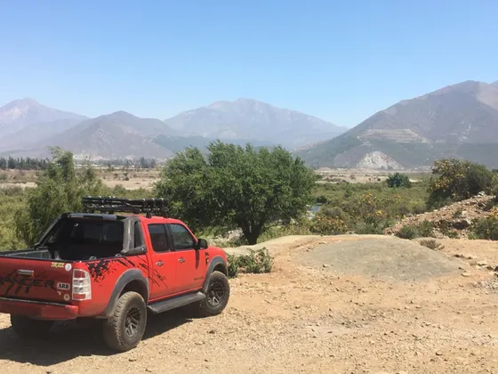Catemu-romeral, Orilla Río