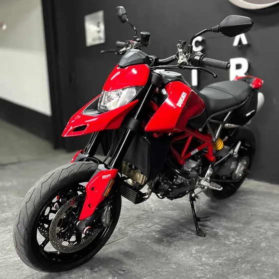 Ducati Hipermotard 950