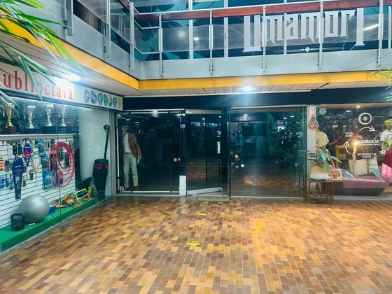 Arriendo Local Comercial Céntrico O'higgins 770 , Concepcion