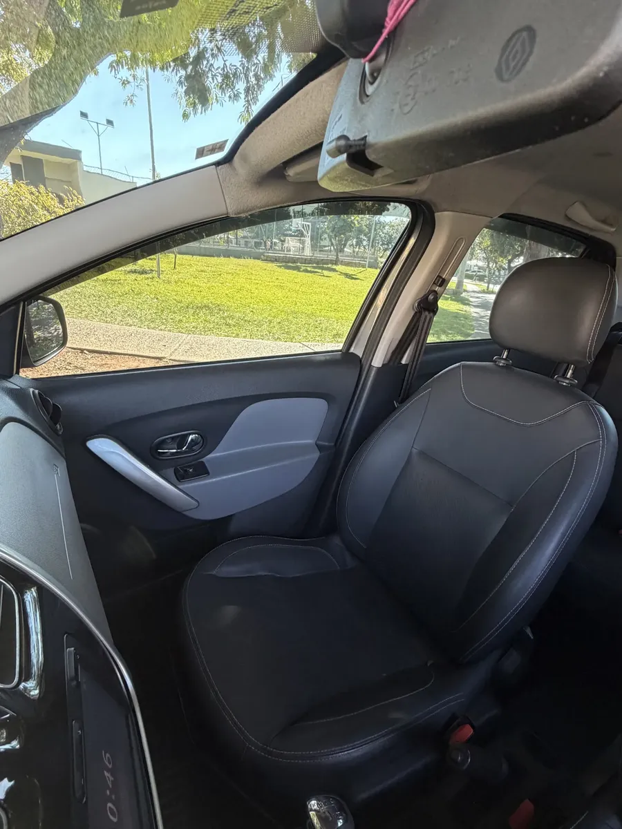 Renault Logan 2015 1.6 Dynamique Hi-power Easy-r 4p — foto 7