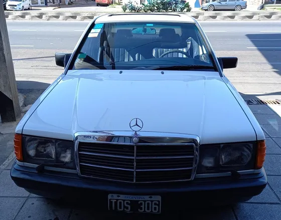 Mercedes-benz 190 2.0 E