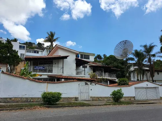 Venta Casa Prados Del Este Para Familias Grandes