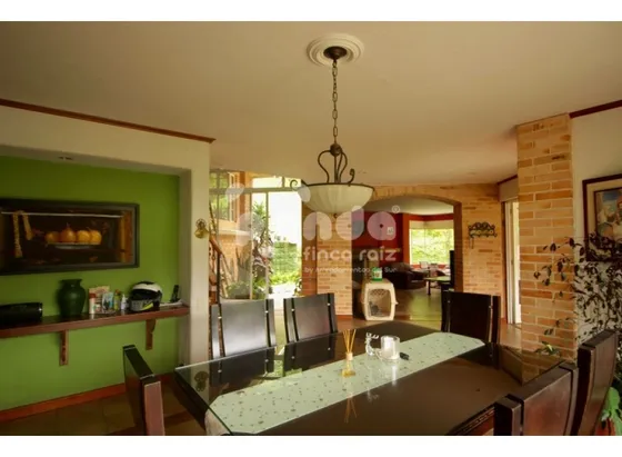 Casa En Alquiler En Envigado - Cumbres